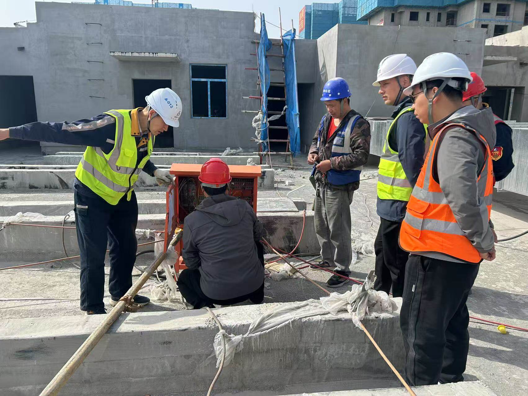 拧紧“安全阀” 守好“假期关”| 小说狂人
高新城公司开展节前安全生产检查 拧紧“安全阀” 守好“假期关”| 小说狂人
高新城公司开展节前安全生产检查