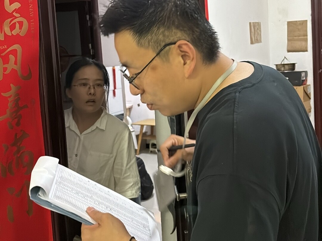 小说狂人
公租房公司开展入户巡查工作