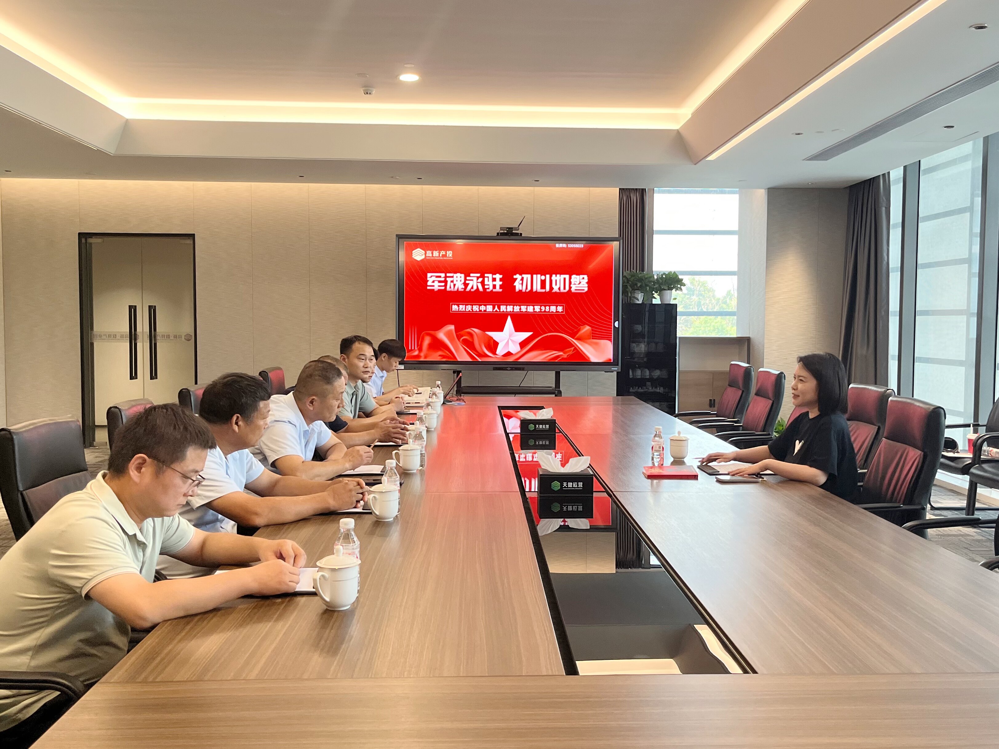 军魂永驻 初心如磐 | 小说狂人
举行庆“八一”主题活动