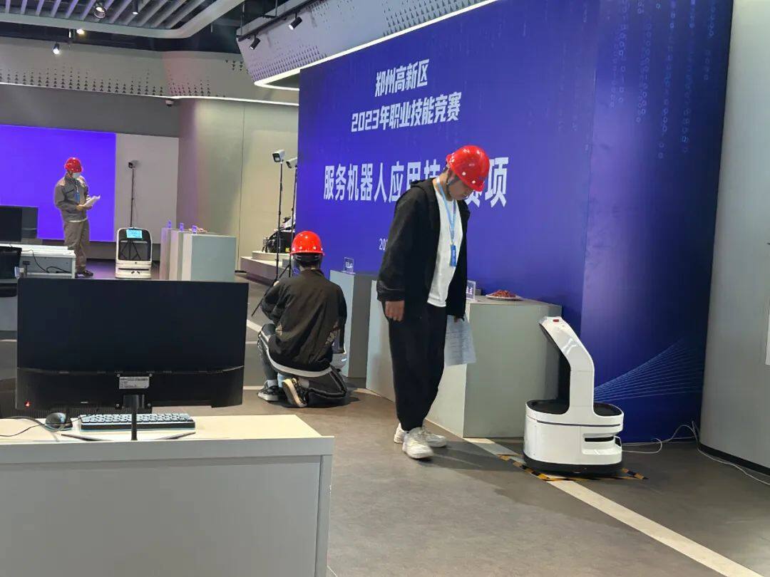 豫创(就)业 郑高新 !第一届中原数字人才发展大会在郑州高新区开幕 图片